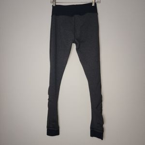 Kyodan grey black mini striped rouched long warm leggings